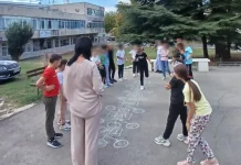 Čitluk: Osnovna škola uvela zabrane unošenja mobitela, šminkanja, lakiranje noktiju, nepristojne odjeće