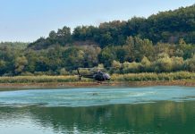 Helikopter Zeničko-dobojskog kantona gasio požar kod Kaknja